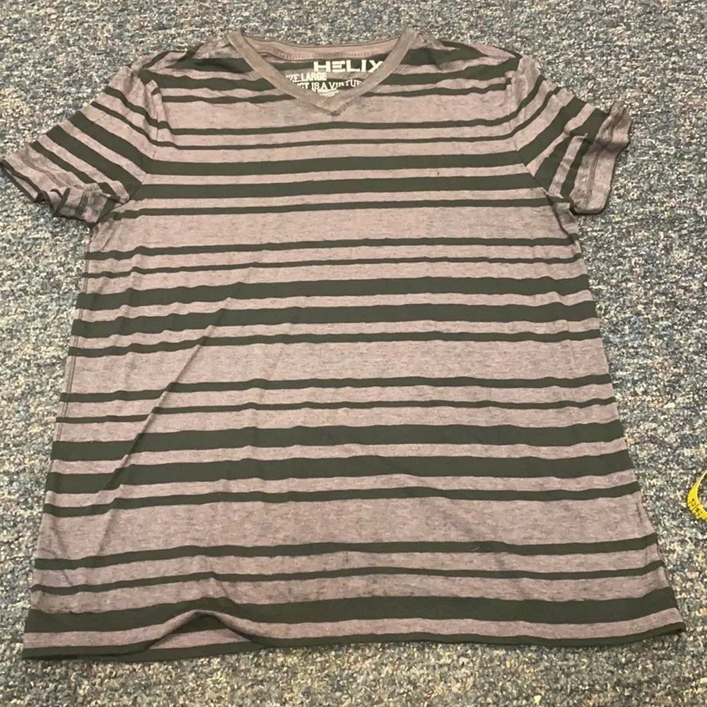 Helix Stripped Tee sz. L